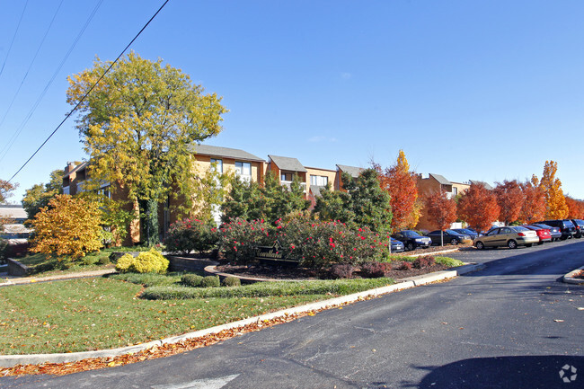Primary Photo - Courtland Hall