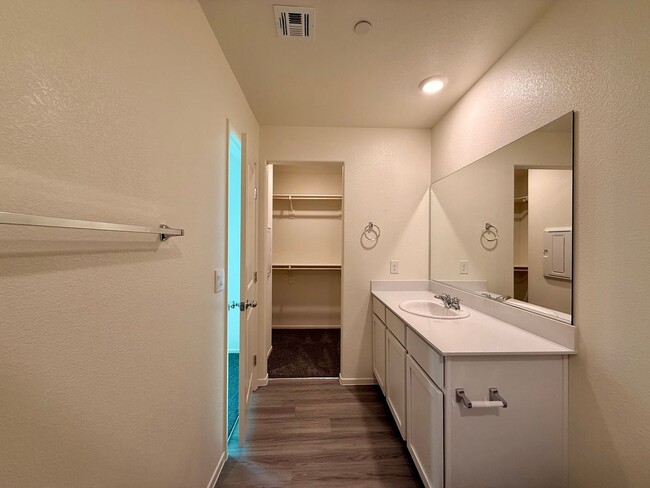 Building Photo - Brand-New Townhome for Rent in the Highly ...