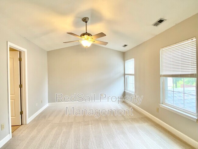 Building Photo - 949 Backspin Ct