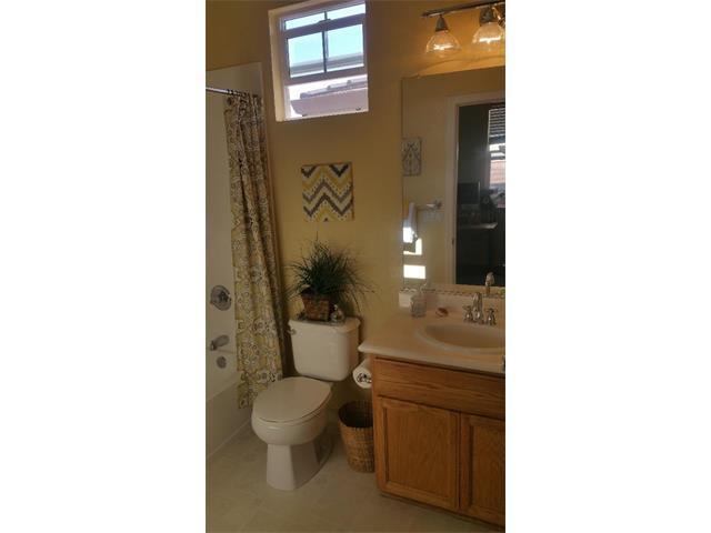 Building Photo - WILLOW GLEN - Beautiful townhome with balc...