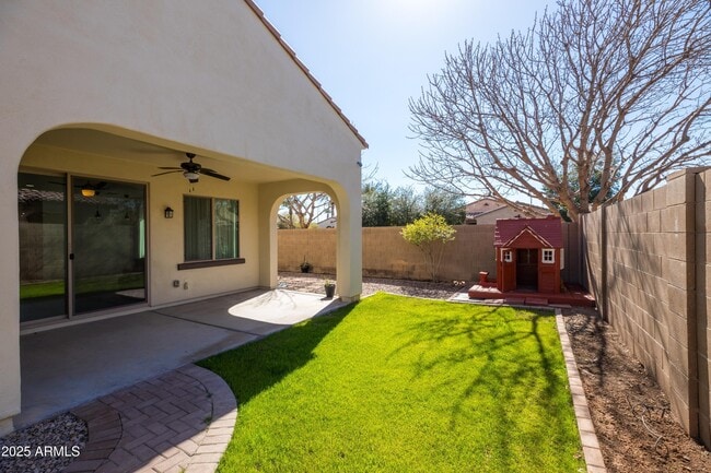 Building Photo - 3664 S Jasmine Dr