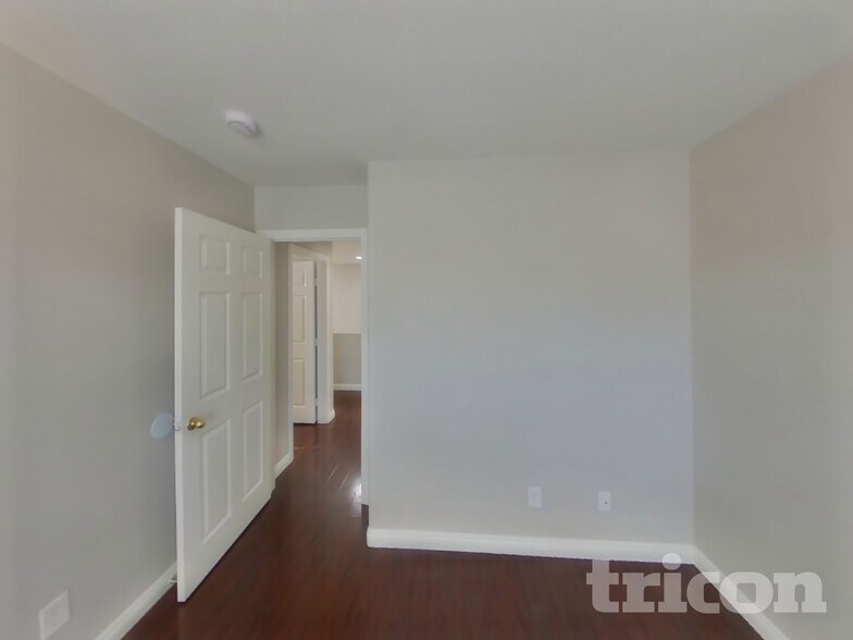 Building Photo - 3643 Sanwood St