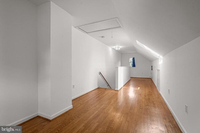 Building Photo - 1012 Oronoco St