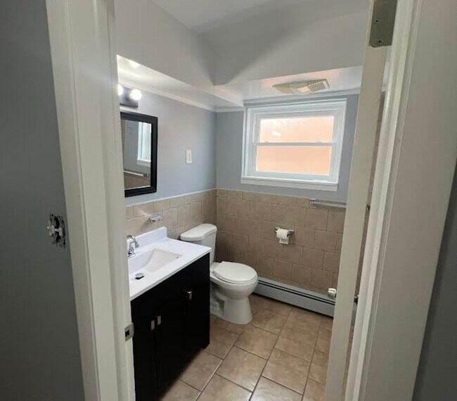 Building Photo - 5441 Latrobe Ave