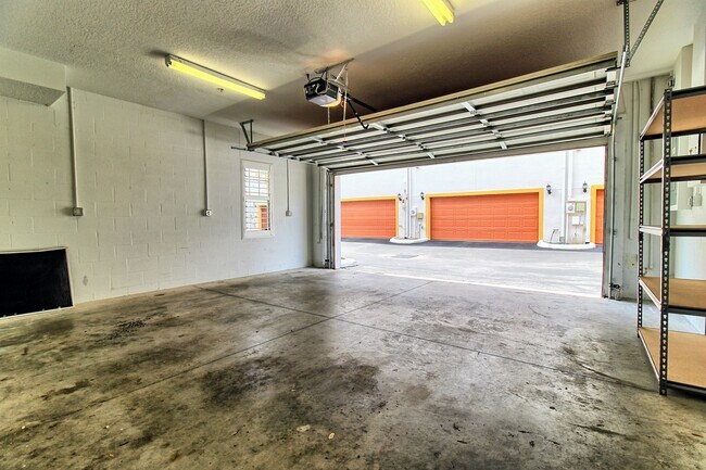 Building Photo - 111 N Albany Ave