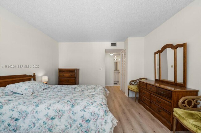 Building Photo - 2401 S Ocean Dr