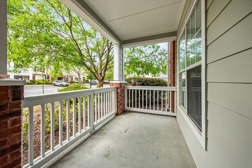 Patio - 45 Sycamore Ave