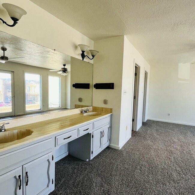 Building Photo - 3009 Estrella Brillante St NW