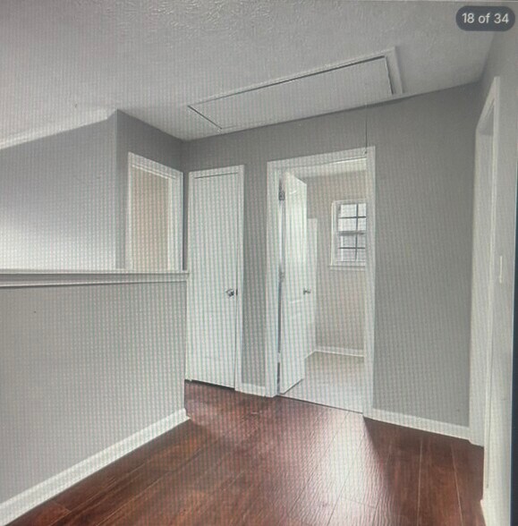 Building Photo - 2592 Brookgate Xing