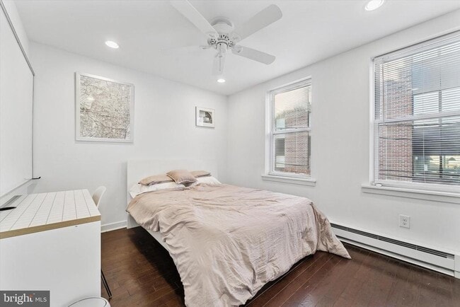 Building Photo - 1331 S Woodstock St