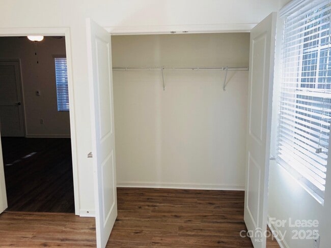 Building Photo - 17905 Delmas Dr