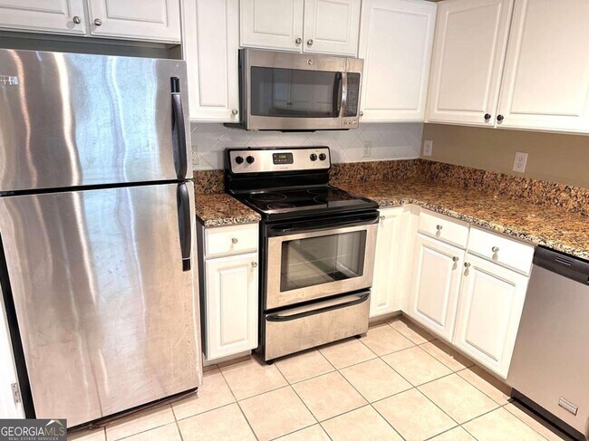 Building Photo - 4105 Westchester Ridge NE