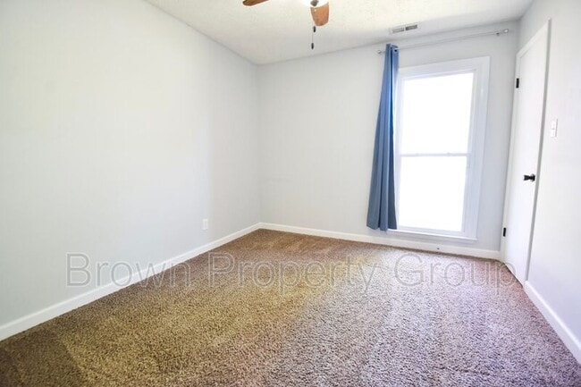 Building Photo - 2209 Rustic Trail