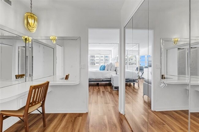 Building Photo - 3430 Galt Ocean Dr