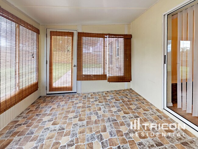 Building Photo - 11302 Andy Dr