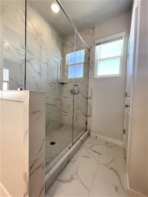 Building Photo - 15110 Forum Ave