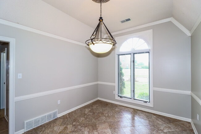 Building Photo - 472 Sanga Cir E