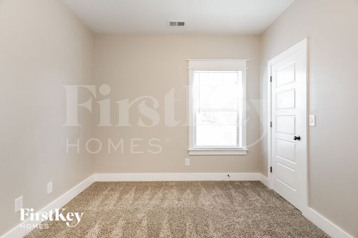 Building Photo - 4881 Mountain Gap Dr