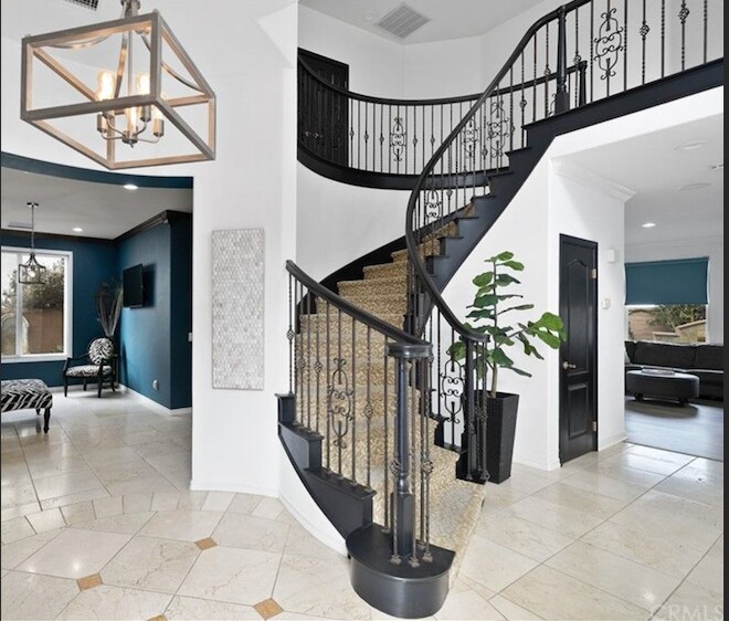 Building Photo - 7435 Paloma Dr