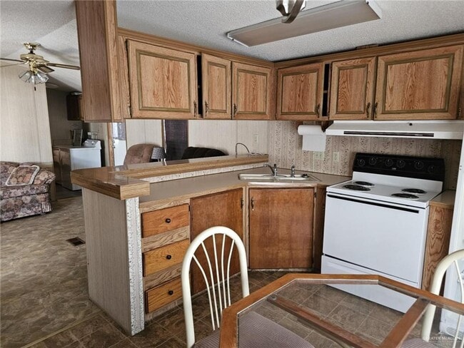 Building Photo - 129 Whisper Meadows Ln