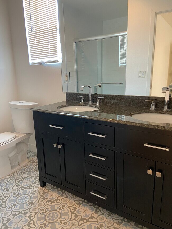 Building Photo - 11514 Emelita St