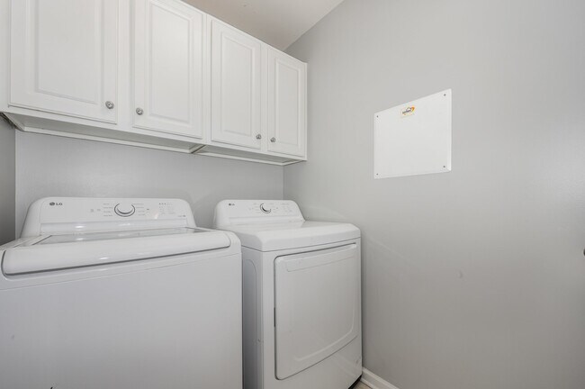 Building Photo - 10901 Claude Freeman Dr