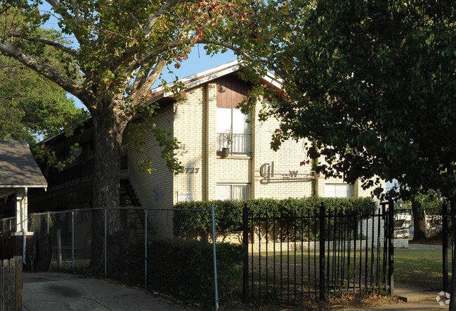 Building Photo - Glenwood
