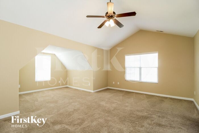 Building Photo - 2741 Timber Cove Ln