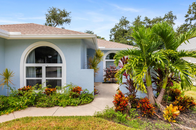 Building Photo - 4360 Iola Dr