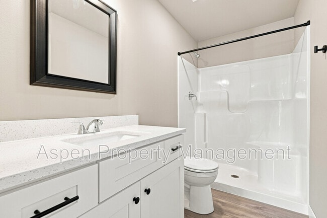 Building Photo - 3165 Lampe Ln