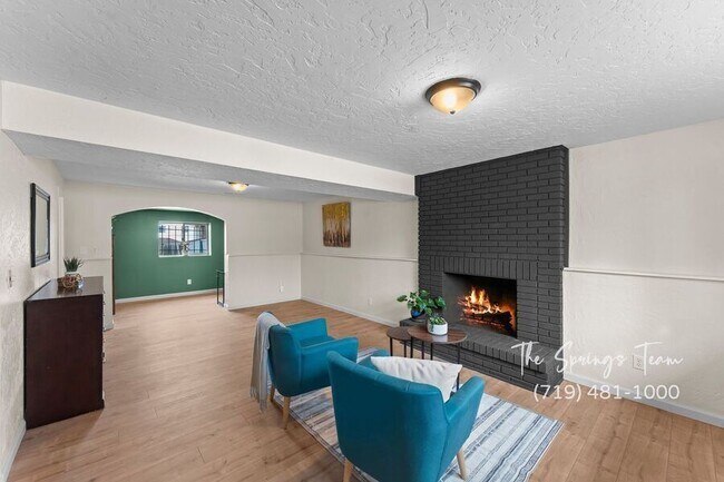 Building Photo - 1730 Hathaway Dr