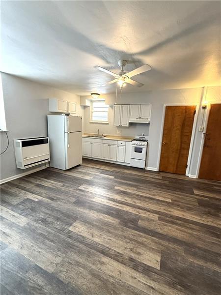 Building Photo - 2811 Brownsville Rd