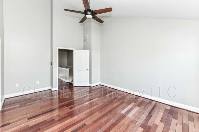 Building Photo - 2017 Capstone Cir