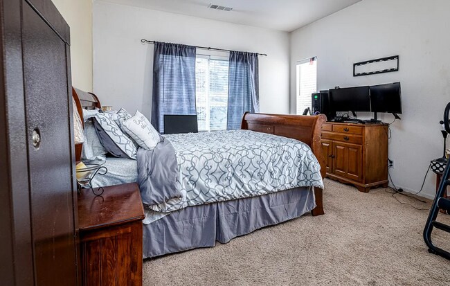 Building Photo - Ask about our Move-In Special