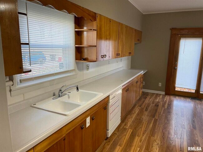 Building Photo - 2139 30th St