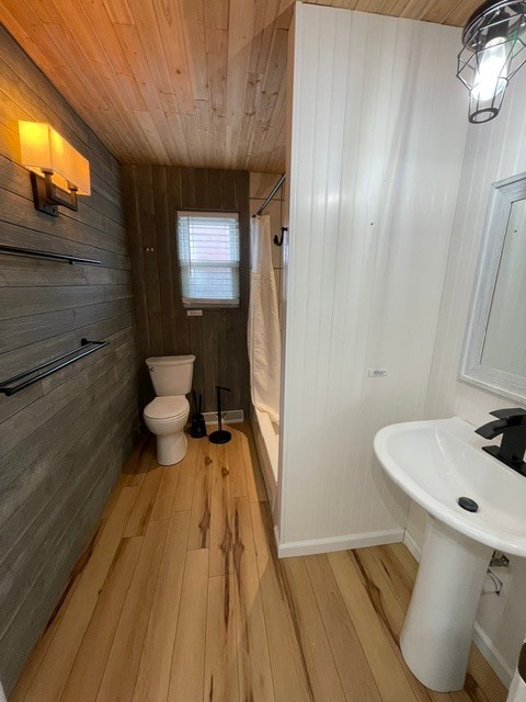 Building Photo - COLUMBUS