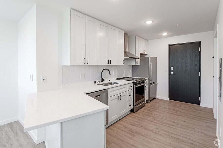 The Bryn 2823 Wayzata Blvd Minneapolis MN 55405 Apartment Finder