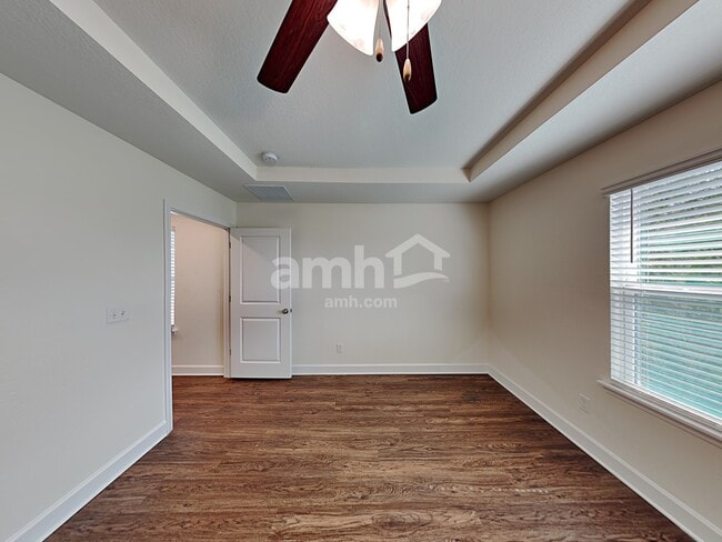 Building Photo - 8673 Highfield Ave