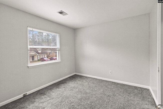 Building Photo - 275 Wynn Way