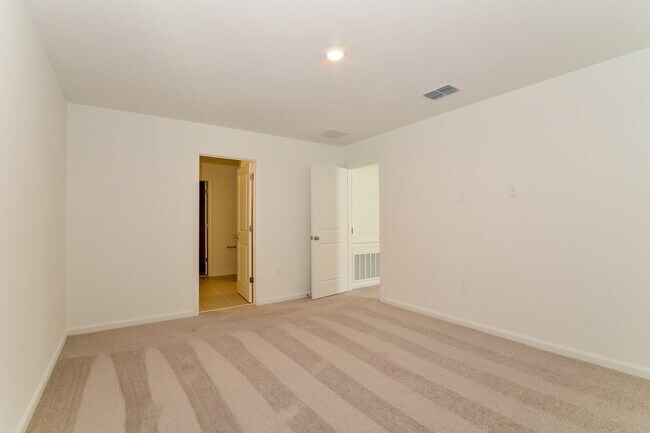 Building Photo - 2219 Rock Dr