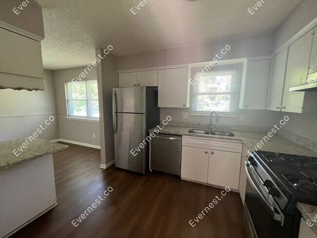 Building Photo - 8022 W 28th St