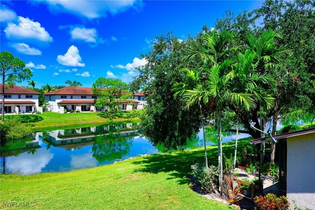 Building Photo - 26650 Southern Pines Dr