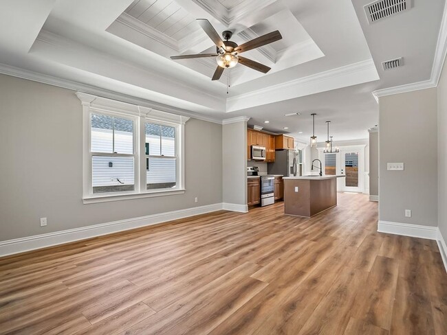 Building Photo - Fresh Start? Check Out This 3BR Beauty for $1650!