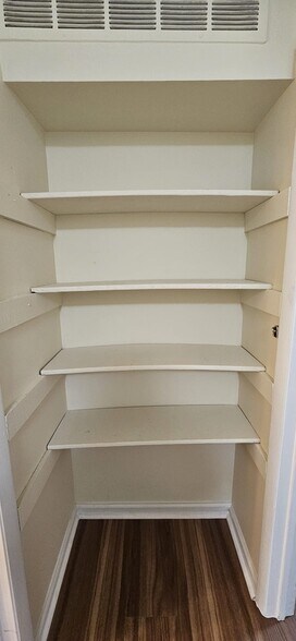 Building Photo - 8416 Fuerte Ct