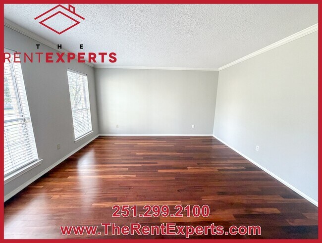 Building Photo - 7210 Ashmoor Dr N