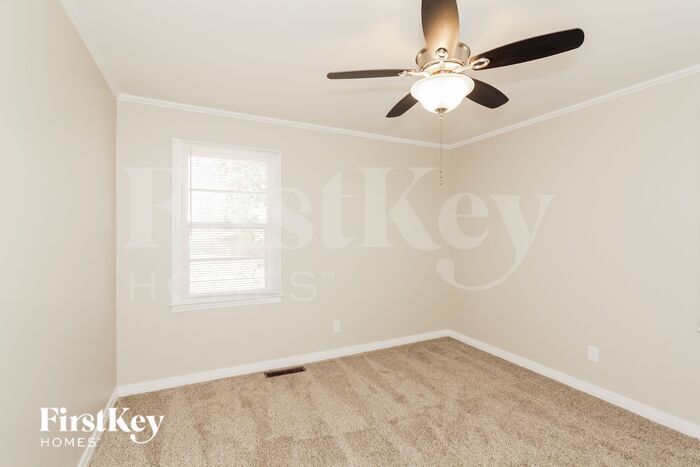 Building Photo - 2108 Garland Ave
