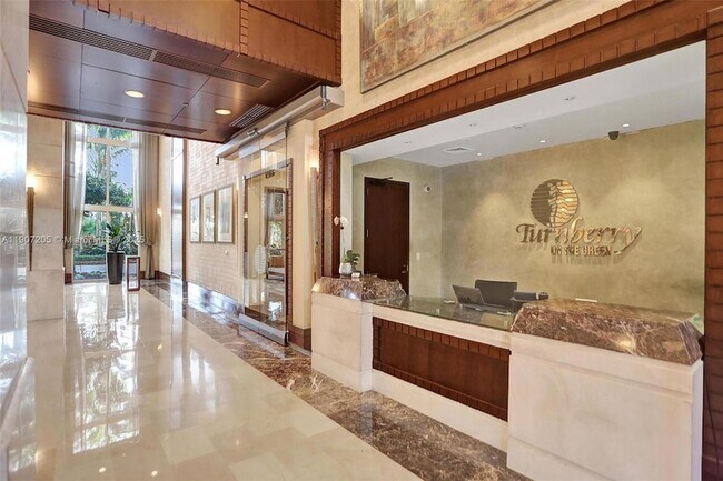 Building Photo - 19501 W Country Club Dr