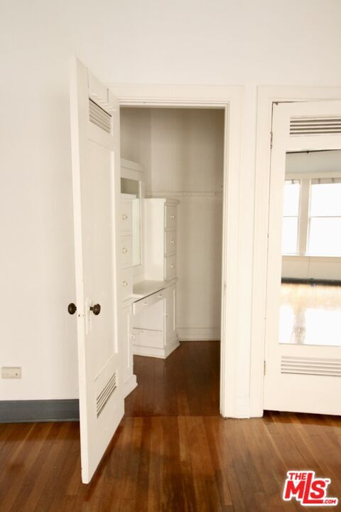 Building Photo - 2121 James M Wood Blvd