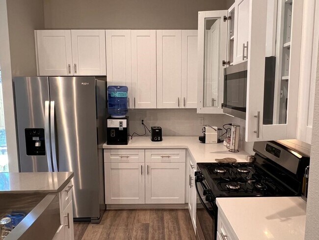 Building Photo - 414 Stonework Sage Ln