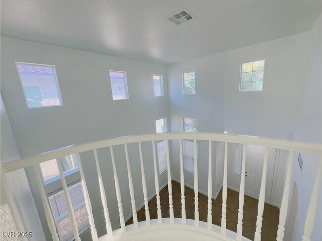 Building Photo - 8809 Timber Mesa St
